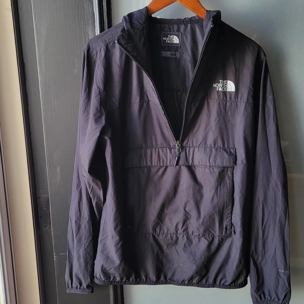The North Face Hooded Windbreaker/Anorak Men's Jacket S/P kangaroo Pocket Black